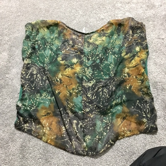 ⚡️Kirra Crop Top with Sheer back - Picture 4 of 5